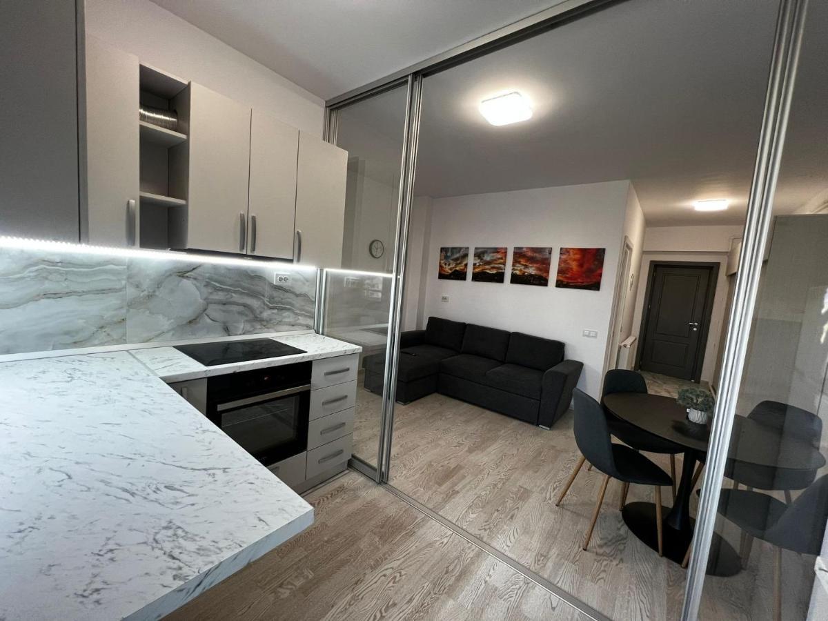 Cozy Apartments - City Center Яш Екстериор снимка