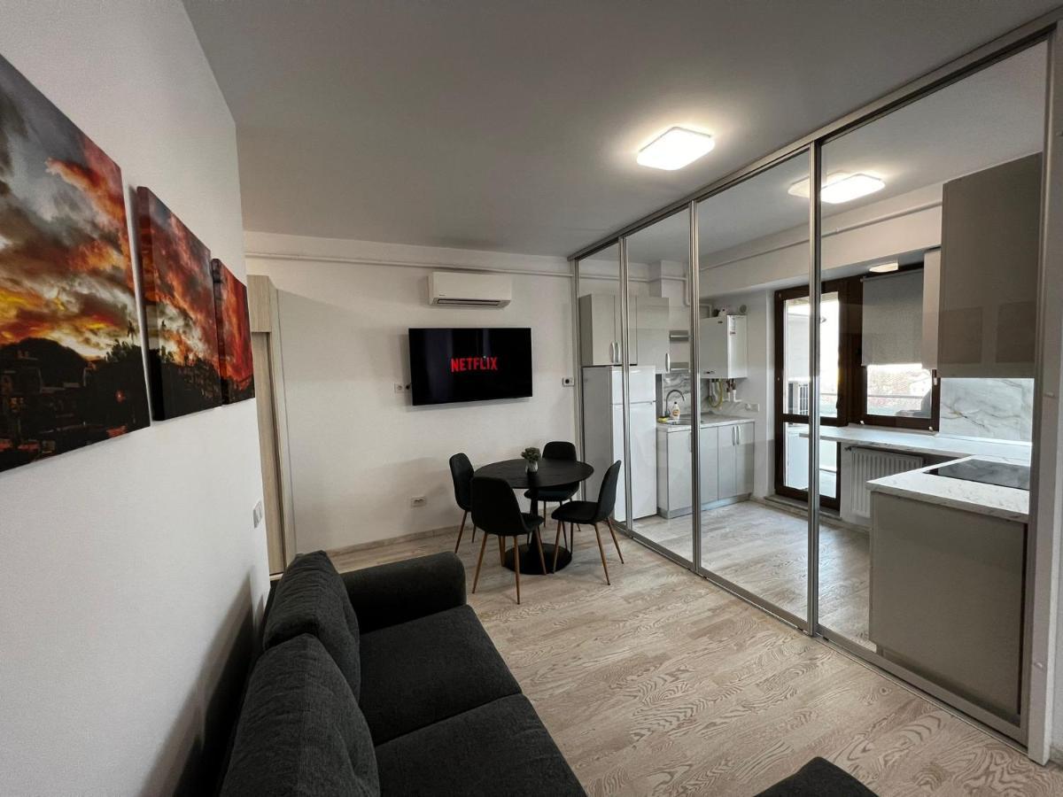 Cozy Apartments - City Center Яш Екстериор снимка