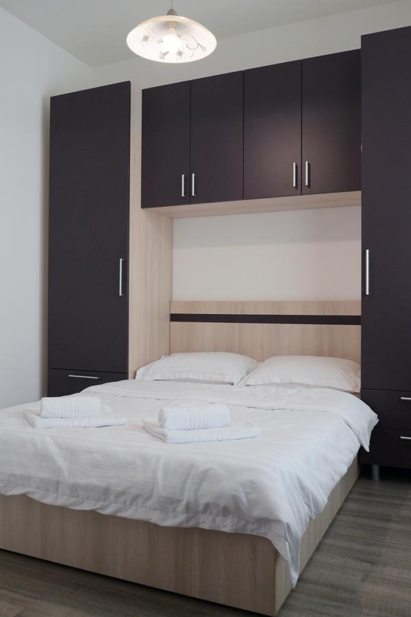 Cozy Apartments - City Center Яш Екстериор снимка