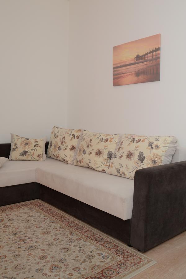 Cozy Apartments - City Center Яш Екстериор снимка