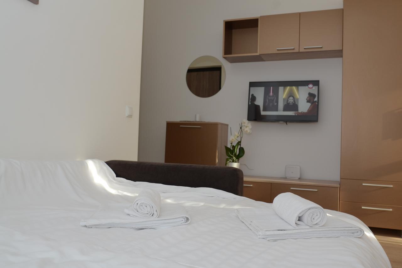 Cozy Apartments - City Center Яш Екстериор снимка