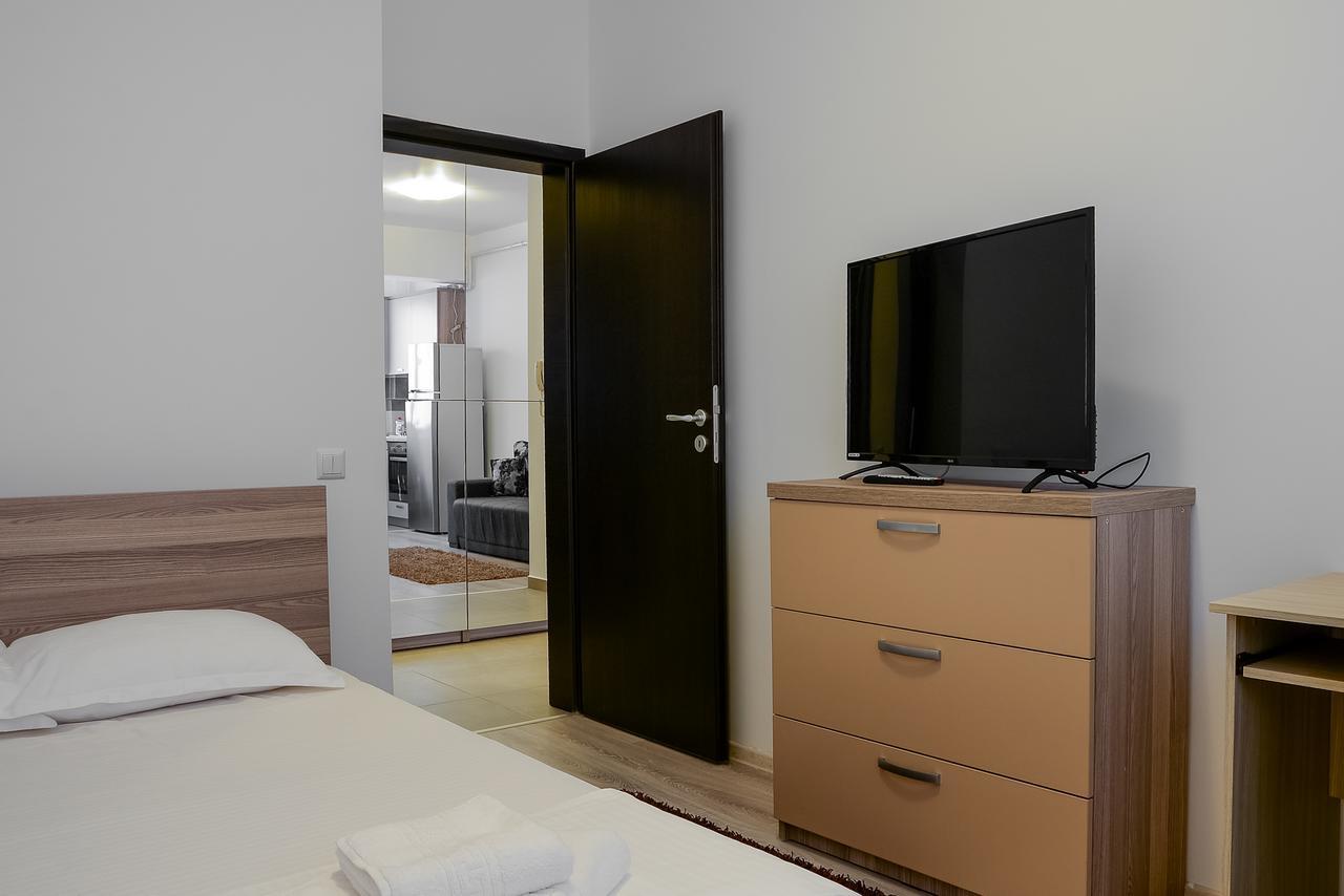 Cozy Apartments - City Center Яш Екстериор снимка