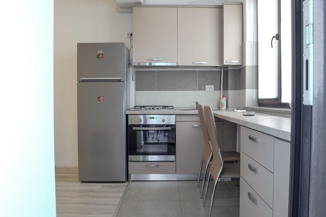 Cozy Apartments - City Center Яш Екстериор снимка